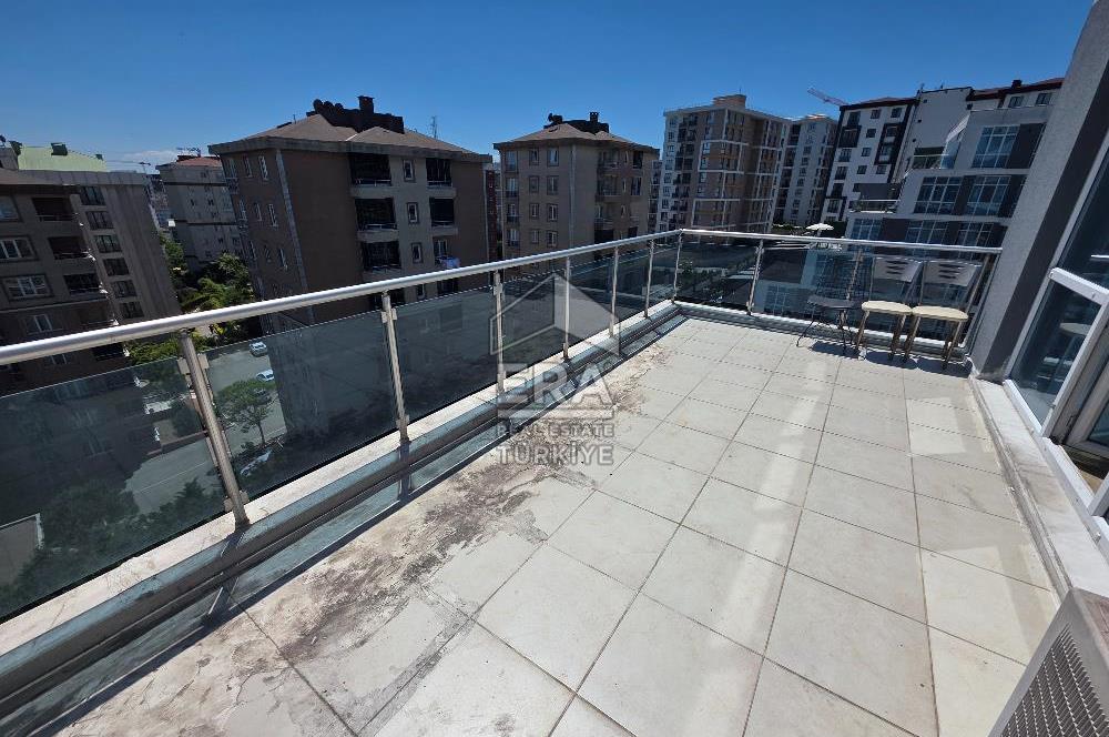 KURTKÖY TERAS İSTANBUL'DA EŞYALI BÜYÜK TERASLI 2+1 KİRALIK DAİRE