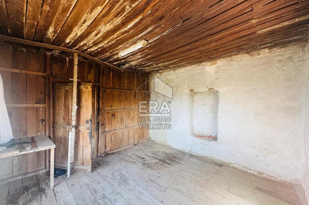MANAVGAT HACIİSALİ KÖYÜNDE'DE SATILIK MÜSTAKİL KÖY EVİ