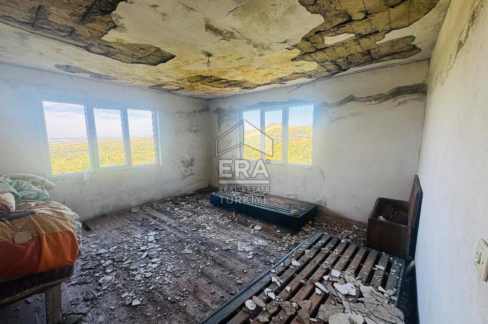 MANAVGAT HACIİSALİ KÖYÜNDE'DE SATILIK MÜSTAKİL KÖY EVİ