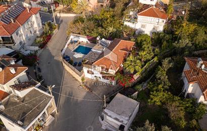 ILICA'DA SATILIK MÜSTAKİL VİLLA 