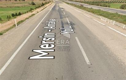 Mersin-Antalya(D400)Yolu Üzeri-Denize 3 Km-(30 DÖNÜM)Tek Parsel