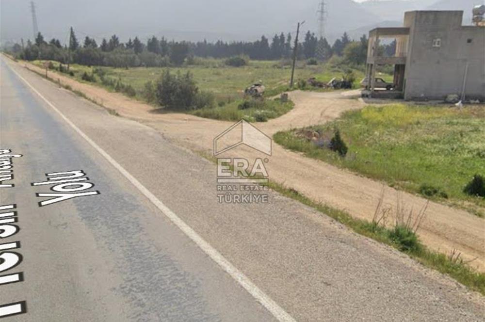 Mersin-Antalya(D400)Yolu Üzeri-Denize 3 Km-(30 DÖNÜM)Tek Parsel
