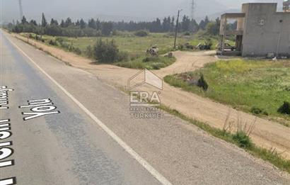 Mersin-Antalya(D400)Yolu Üzeri-Denize 3 Km-(30 DÖNÜM)Tek Parsel