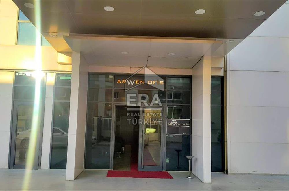 Cazibe Merkezindeki ARWEN İstanbul'da Kullanışlı Net 41 m2 Ofis