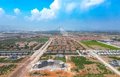 ANTALYA DÖŞEMEALTI ALTIN KALE RADYO KENT SİTESİ EŞYALI HAVUZLU GÜVENLİKLİ KİRALIK DAİRE