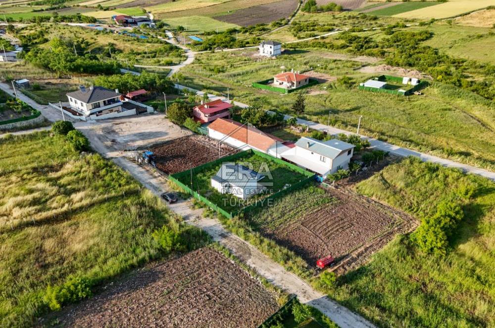 ERA SÖZ DEN ALTIEYLÜL CİNGE DE 495 M2 SATILIK VİLLA İMARLI ARSA
