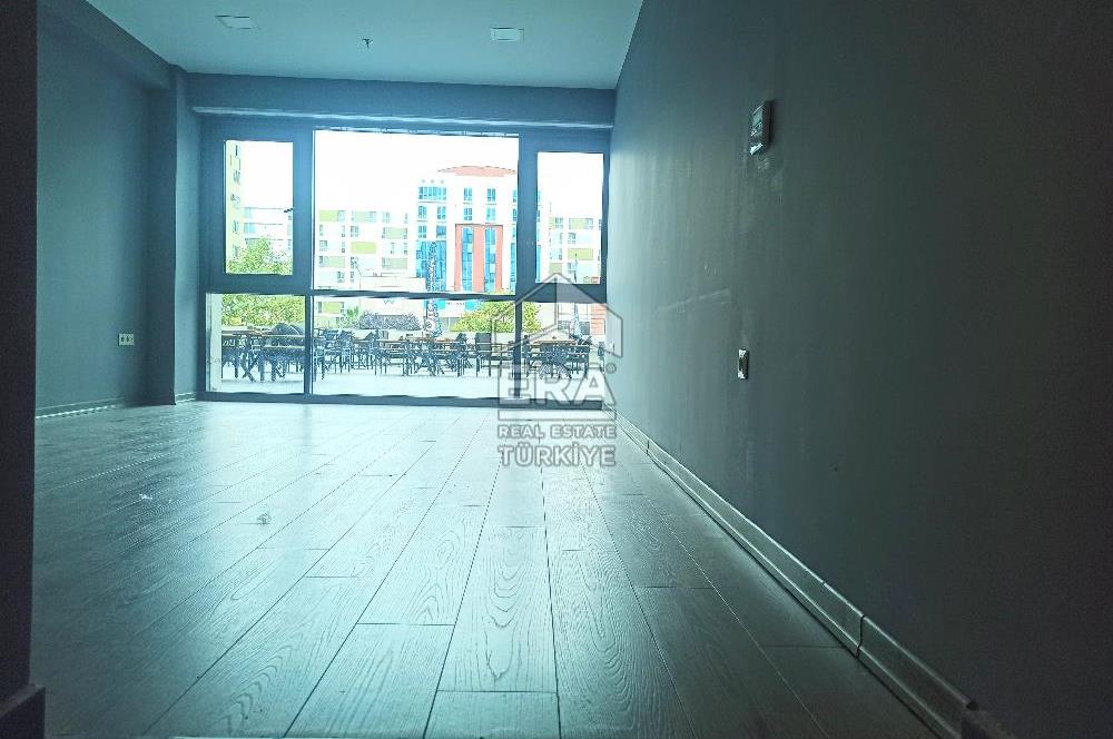 Cazibe Merkezindeki ARWEN İstanbul'da Kullanışlı Net 41 m2 Ofis