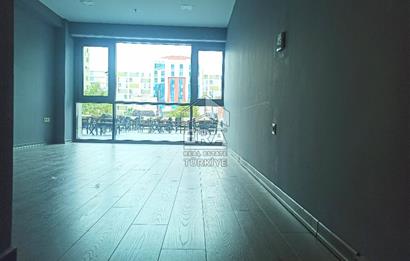 Cazibe Merkezindeki ARWEN İstanbul'da Kullanışlı Net 41 m2 Ofis