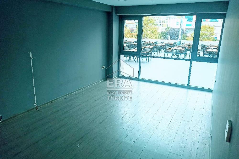 Cazibe Merkezindeki ARWEN İstanbul'da Kullanışlı Net 41 m2 Ofis