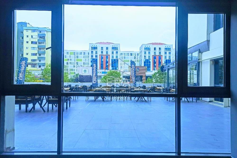 Cazibe Merkezindeki ARWEN İstanbul'da Kullanışlı Net 41 m2 Ofis