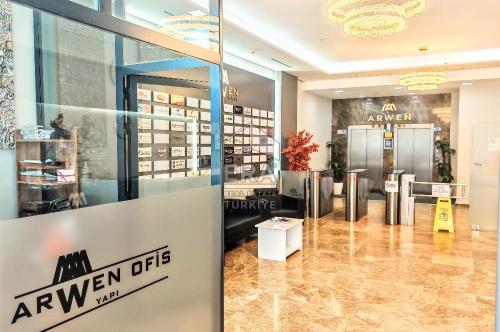 Cazibe Merkezindeki ARWEN İstanbul'da Kullanışlı Net 41 m2 Ofis