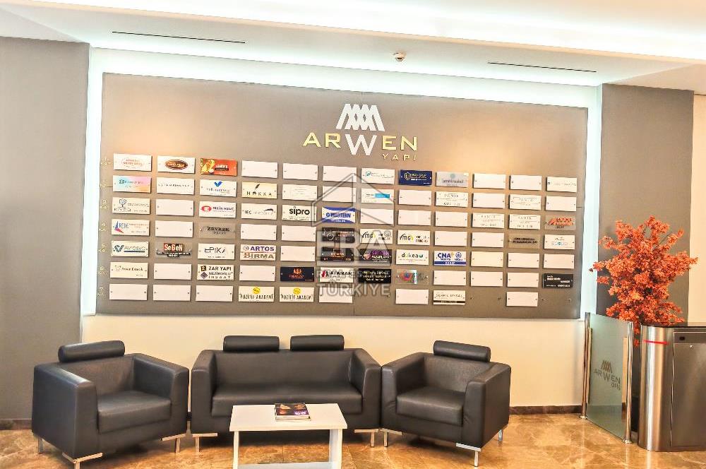 Cazibe Merkezindeki ARWEN İstanbul'da Kullanışlı Net 41 m2 Ofis