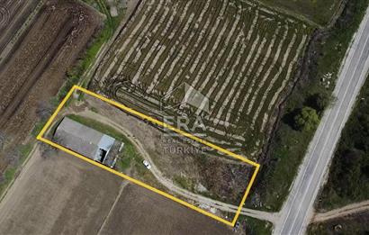 Era Söz'den Manyas'ta 3.124m2 K.Tavukhane(300m2) Ve Tarla
