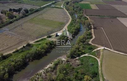 Era Söz'den Manyas'ta Dere Kenarı Ulaşımı Kolay Sulak Tarla