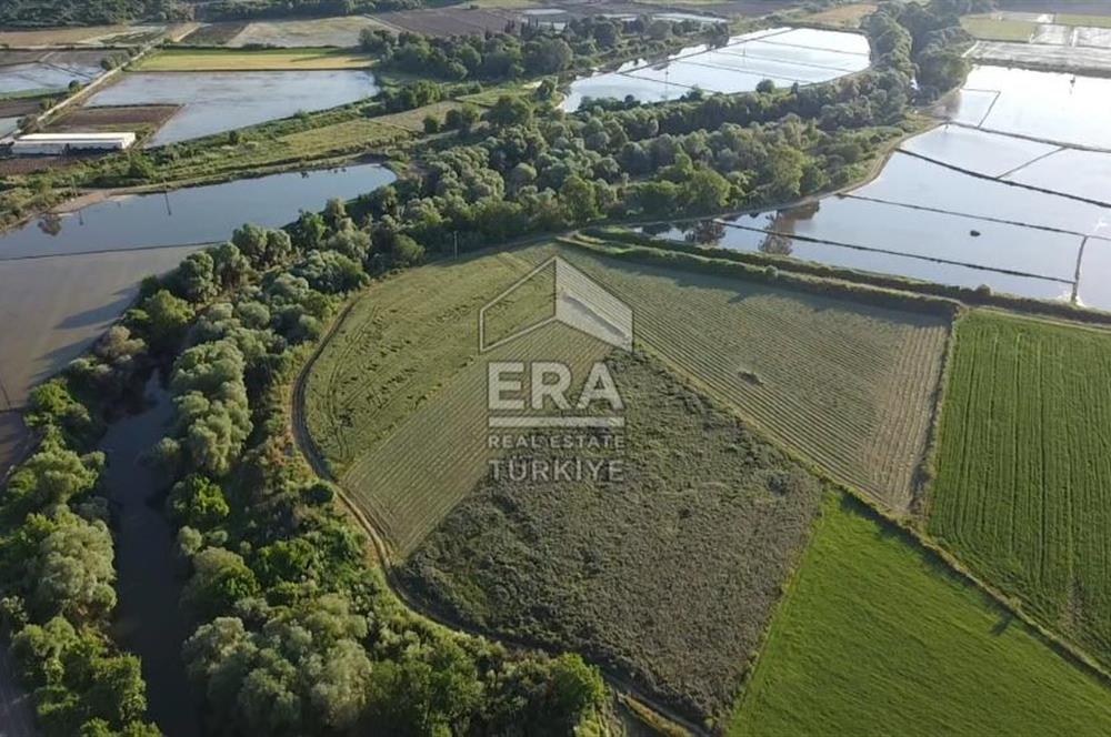 Era Söz'den Manyas'ta Dere Kenarı Ulaşımı Kolay Sulak Tarla