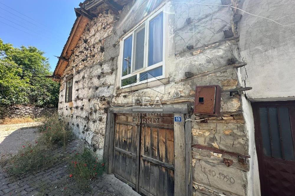 ANTALYA AKSEKİ EMİRAŞIKLAR MAHALLESİ SATILIK TAŞ EV ve ARAZİ