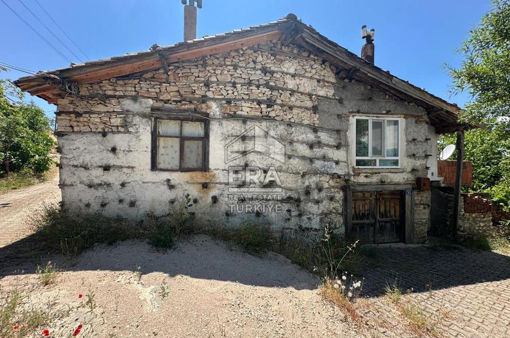 ANTALYA AKSEKİ EMİRAŞIKLAR MAHALLESİ SATILIK TAŞ EV ve ARAZİ