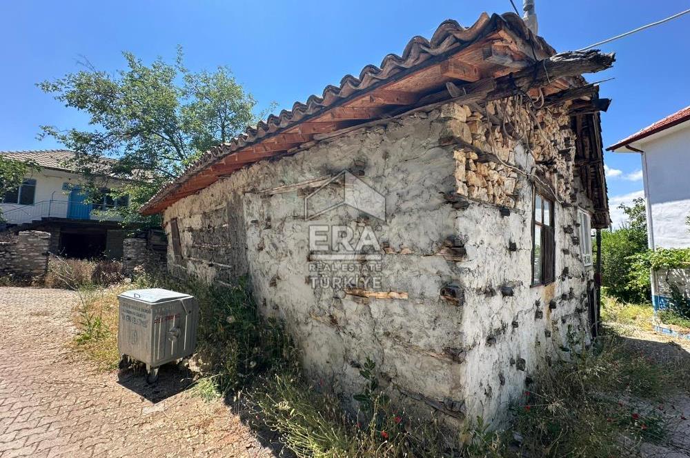 ANTALYA AKSEKİ EMİRAŞIKLAR MAHALLESİ SATILIK TAŞ EV ve ARAZİ