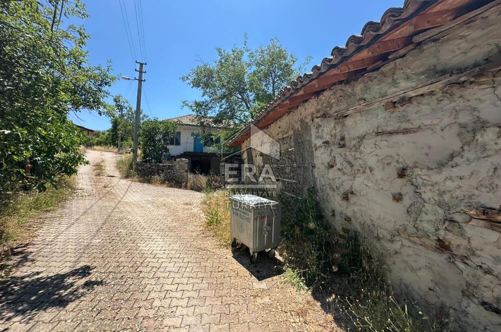 ANTALYA AKSEKİ EMİRAŞIKLAR MAHALLESİ SATILIK TAŞ EV ve ARAZİ