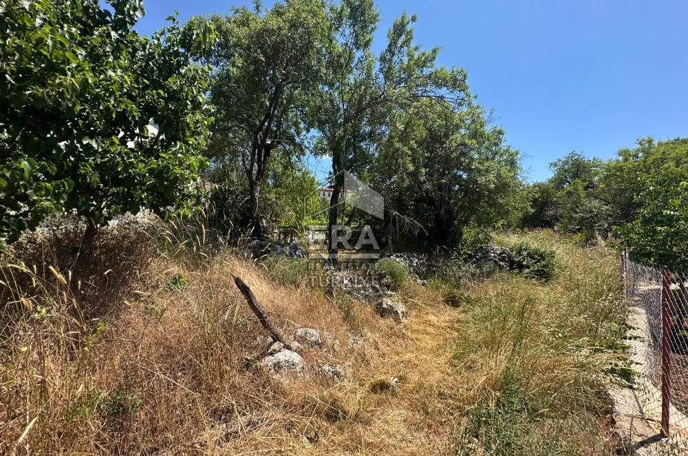 ANTALYA AKSEKİ EMİRAŞIKLAR MAHALLESİ SATILIK TEK TAPU TARLA