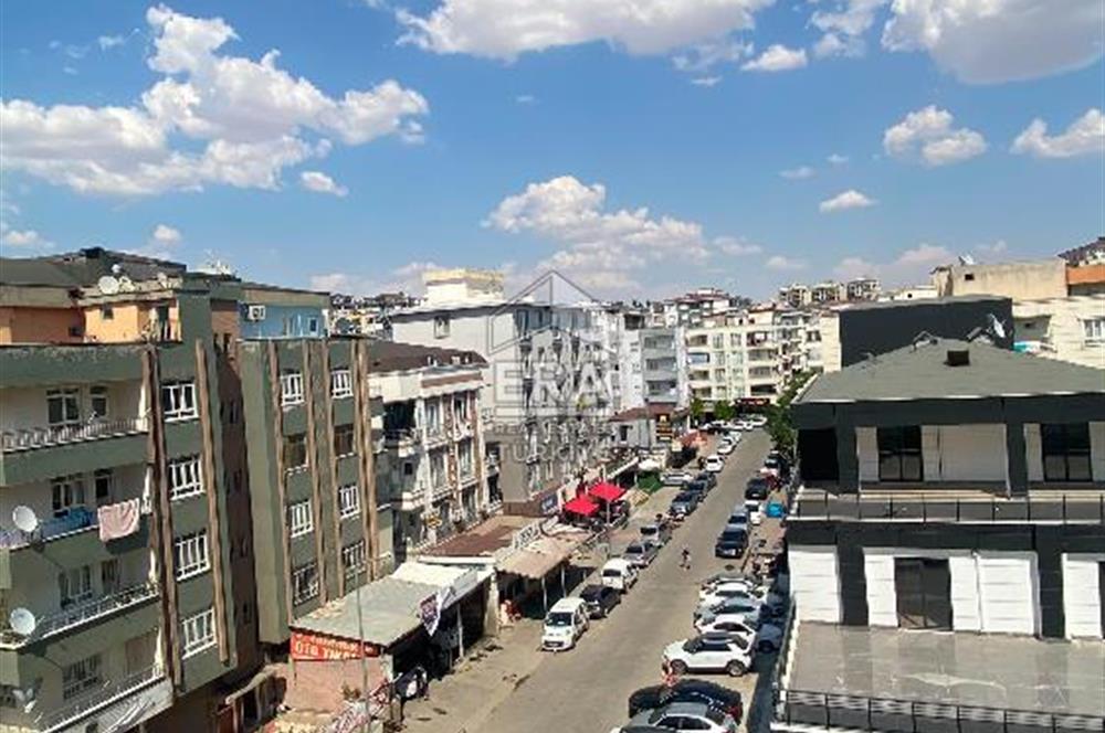 ERA EXTRA KADİR KANDEMİR Gap mahallesinde satılık fırsat daire.