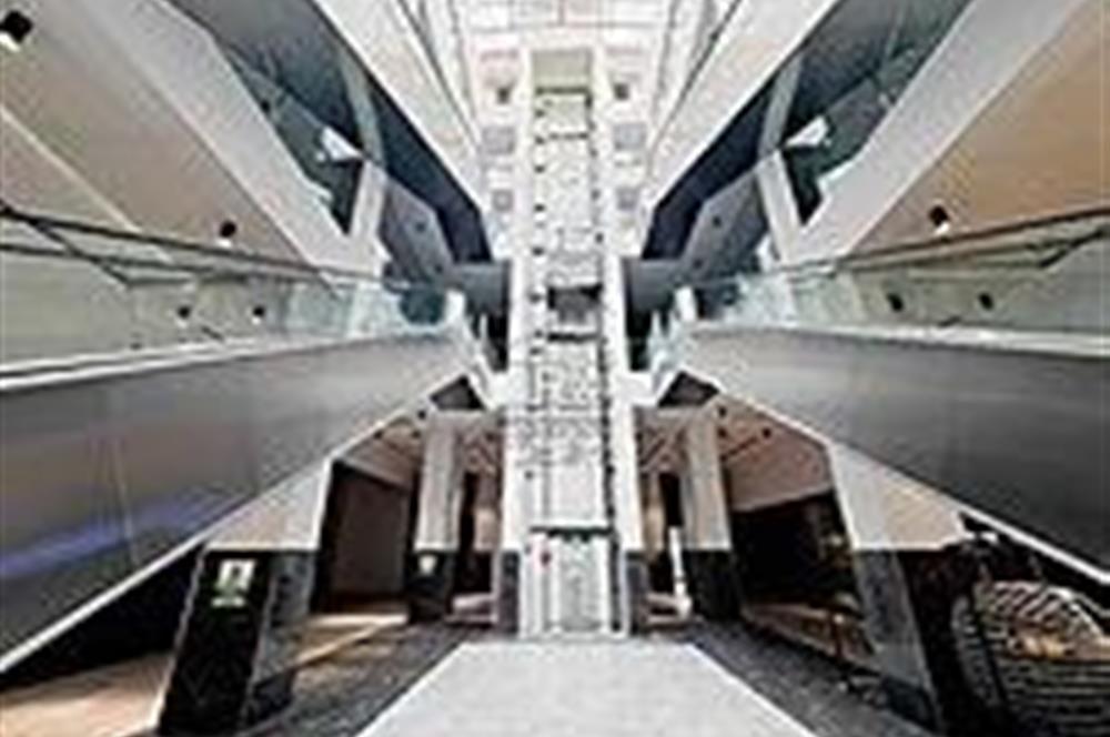 ERA NEXT | OVACIK YOZGAT BULVARINDA GENİŞ M2 KAREJLİ OTOPARK
