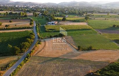 Kepsut'a 1km Mesafede Asfalta Sıfır Elektrik ve Suyu Olan Düz Tarla