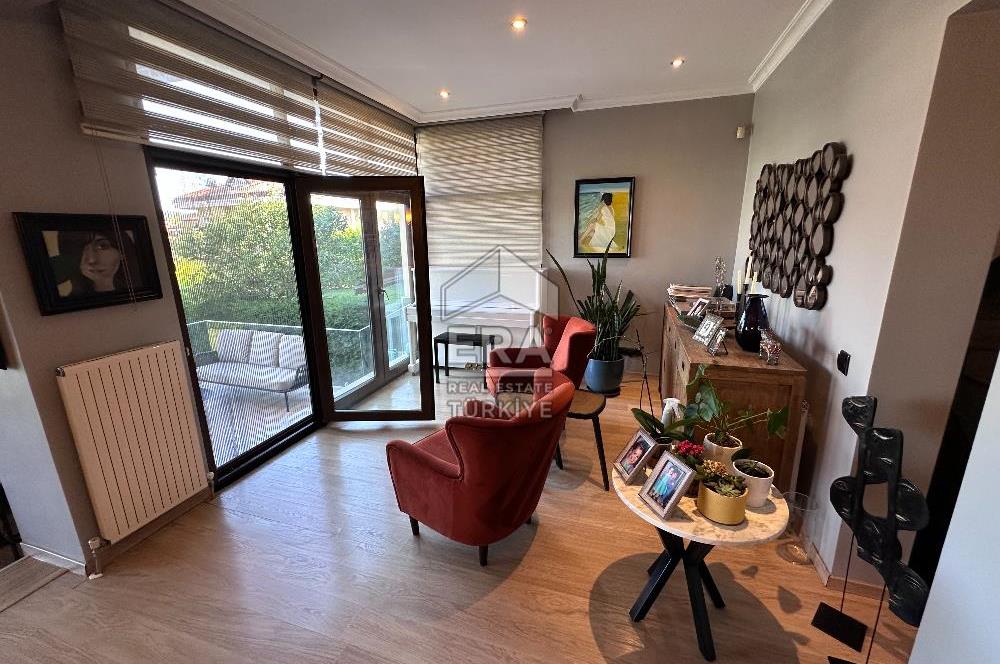 Uskumruköy Gardenya Evleri'nde Satılık 4+2 İkiz Villa