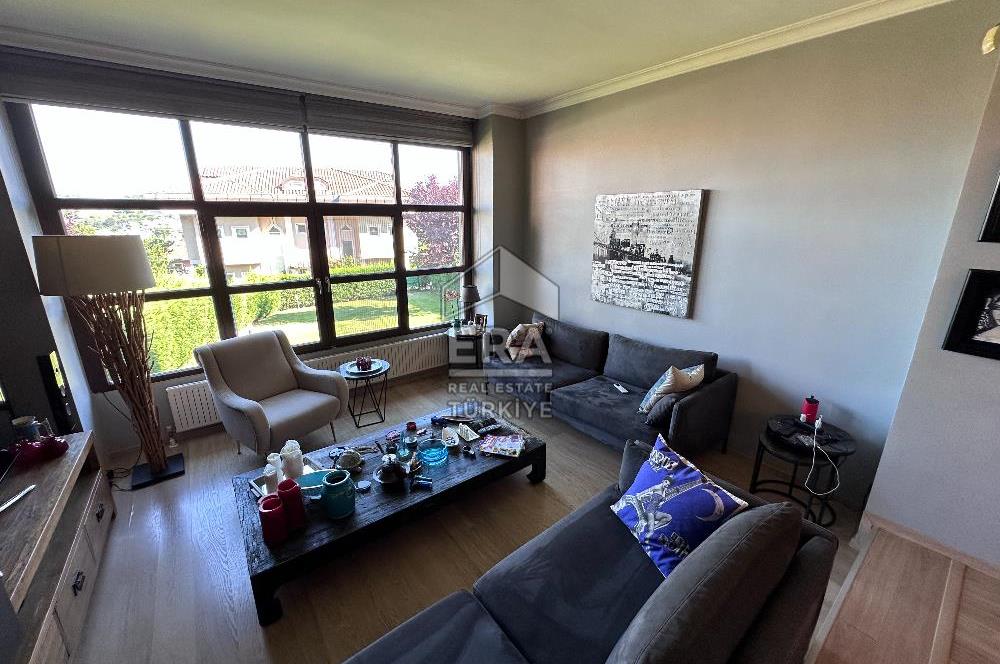 Uskumruköy Gardenya Evleri'nde Satılık 4+2 İkiz Villa