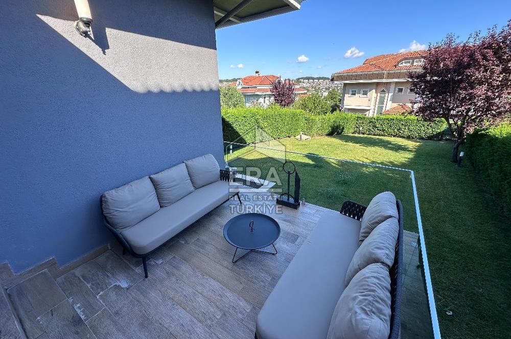 Uskumruköy Gardenya Evleri'nde Satılık 4+2 İkiz Villa