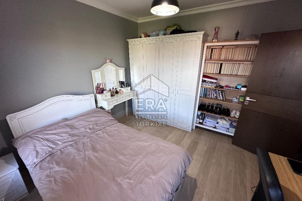 Uskumruköy Gardenya Evleri'nde Satılık 4+2 İkiz Villa