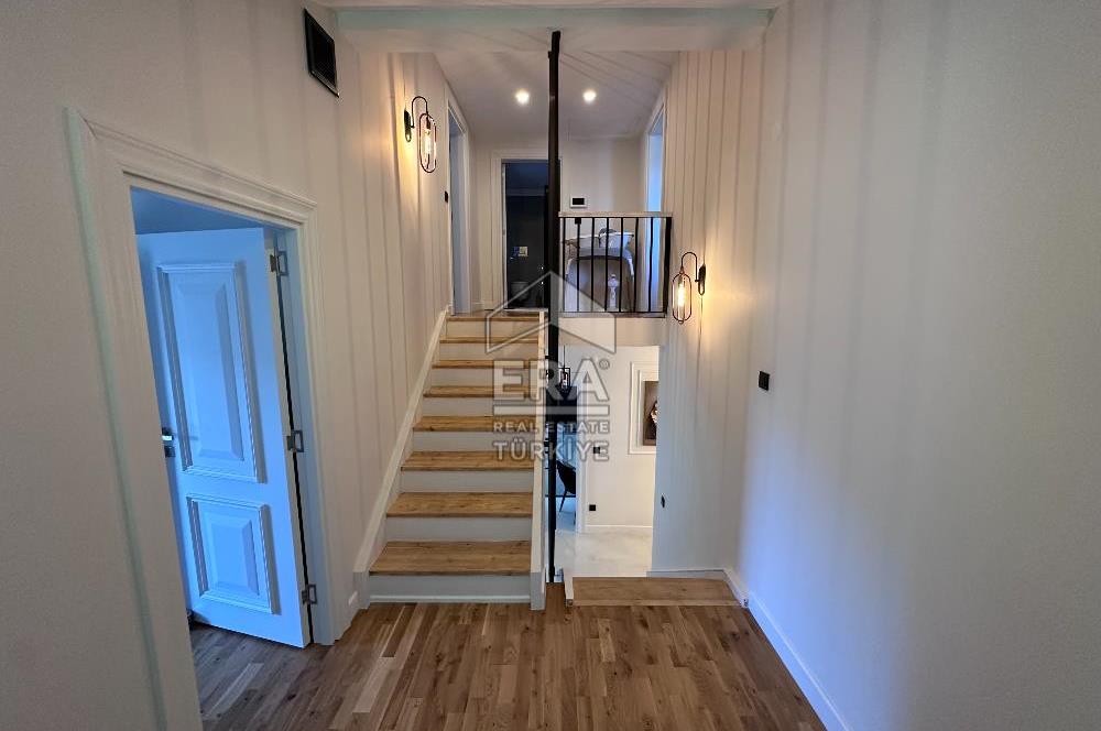 Zekeriyaköy Garanti Koza'da Komple Yenilenmiş Y Tipi Villa