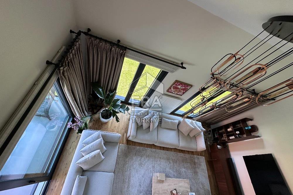 Zekeriyaköy Garanti Koza'da Komple Yenilenmiş Y Tipi Villa