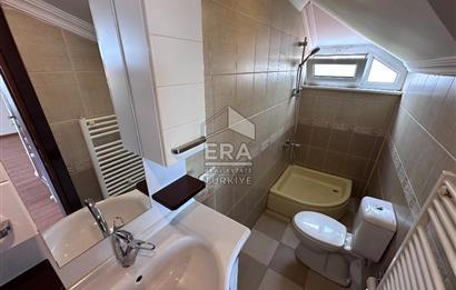 Sarıyer Uskumruköy'de Güvenlikli Sitede 4+2, 290m2 İkiz Villa