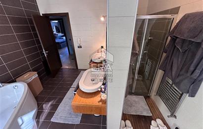 Uskumruköy Gardenya Evleri'nde Satılık 4+2 İkiz Villa