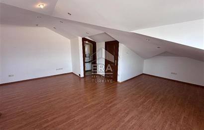 Sarıyer Uskumruköy'de Güvenlikli Sitede 4+2, 290m2 İkiz Villa
