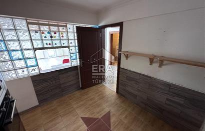 Sarıyer Uskumruköy'de Güvenlikli Sitede 4+2, 290m2 İkiz Villa