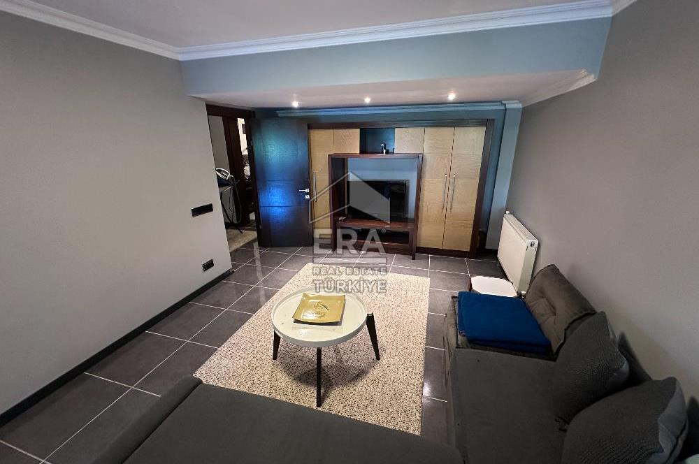 Uskumruköy Gardenya Evleri'nde Satılık 4+2 İkiz Villa