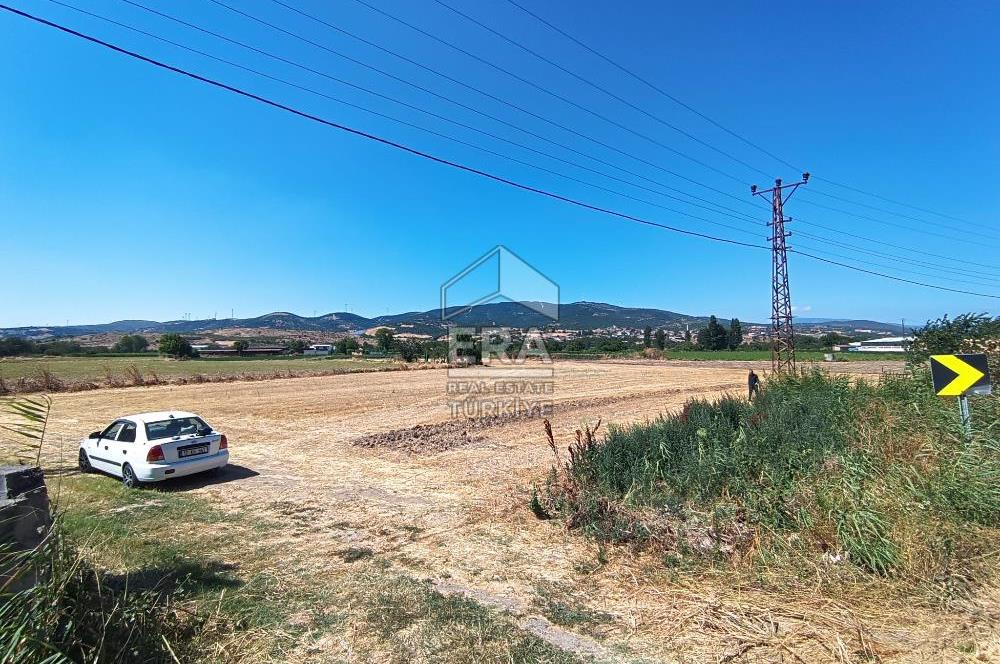 Kepsut'a 1km Mesafede Asfalta Sıfır Elektrik ve Suyu Olan Düz Tarla
