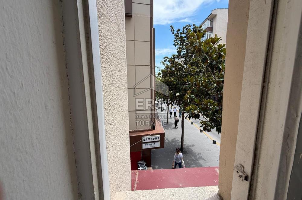 ERA SÖZ'DEN KARESİ MİLLİKUVVETLER CADDESİNDE 2+1 SATILIK DAİRE