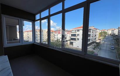 ERA PORT GÜVENCESİYLE BAHÇELİEVLER DE 3+1 1+1 SATILIK DUBLE