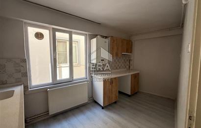 ERA PORT GÜVENCESİYLE ANAFARTALAR CD. ARAKAT 2+1 KİRALIK DAİRE