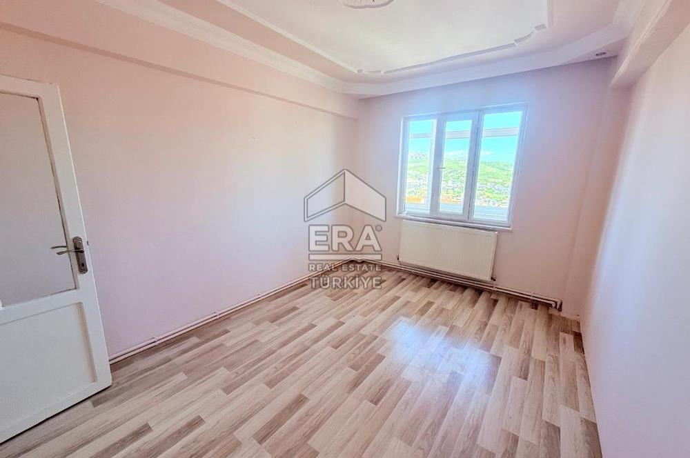 ERA PORT GÜVENCESİYLE ADNAN MENDERES'TE SATILIK 3+1 DAİRE