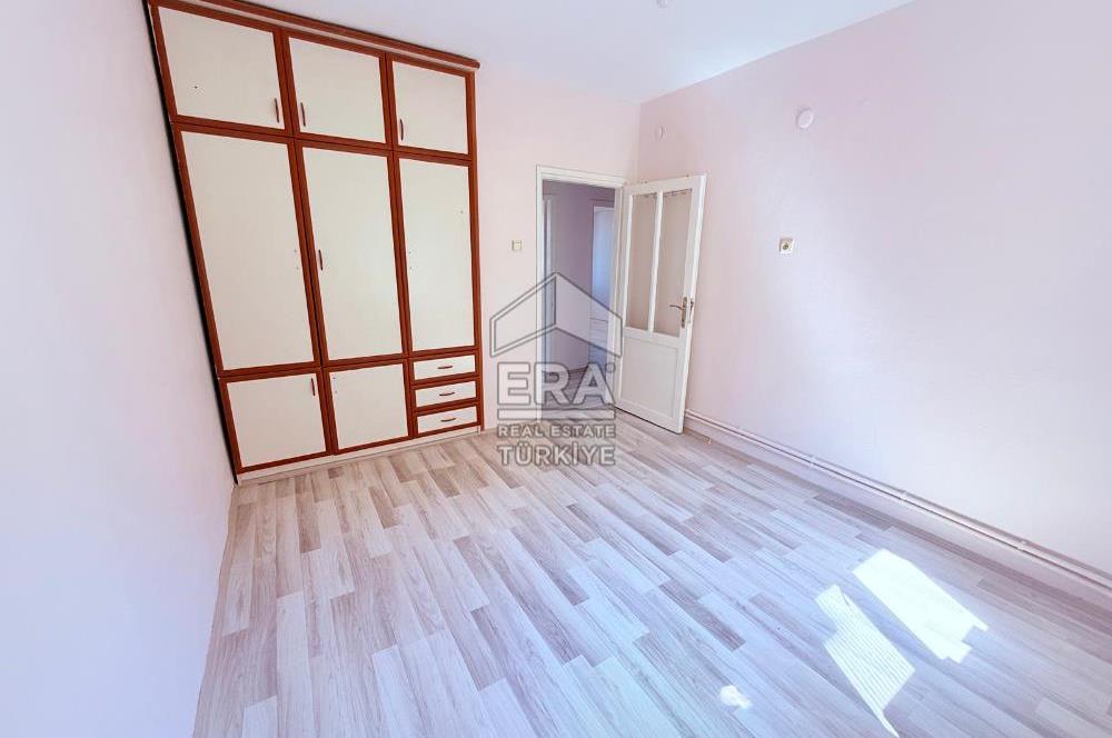 ERA PORT GÜVENCESİYLE ADNAN MENDERES'TE SATILIK 3+1 DAİRE