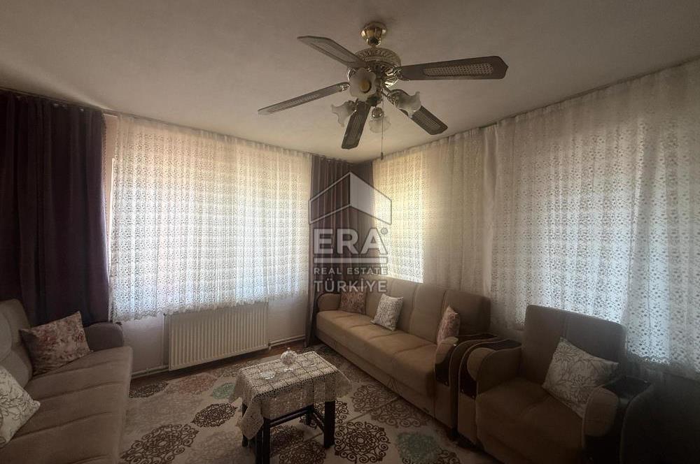 ERA PORT GÜVENCESİYLE CENGİZ TOPEL CADDESİ ÜZERİ 3+1 DAİRE