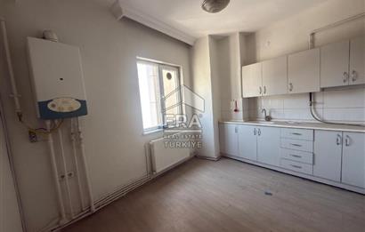 ERA PORT GÜVENCESİYLE ÇARŞIDA 2+1 KİRALIK OFİS/DAİRE