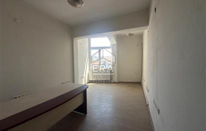 ERA PORT GÜVENCESİYLE ÇARŞIDA 2+1 KİRALIK OFİS/DAİRE