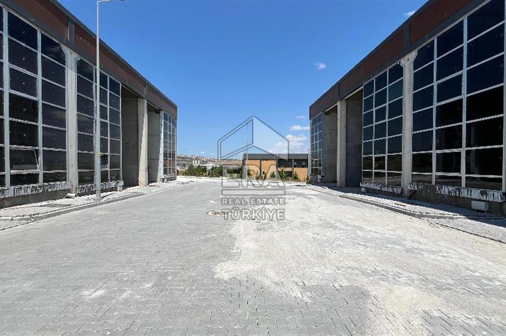 ERA PORT'TAN OSB MARANGOZLAR SİTESİNDE 240 M² KİRALIK DÜKKAN