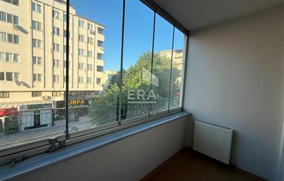 ERA PORT GÜVENCESİYLE BAHÇELİEVLER TEKNİK LİSE CAD. 3+1 DAİRE