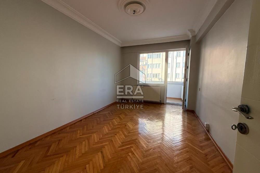 ERA PORT GÜVENCESİYLE BAHÇELİEVLER TEKNİK LİSE CAD. 3+1 DAİRE